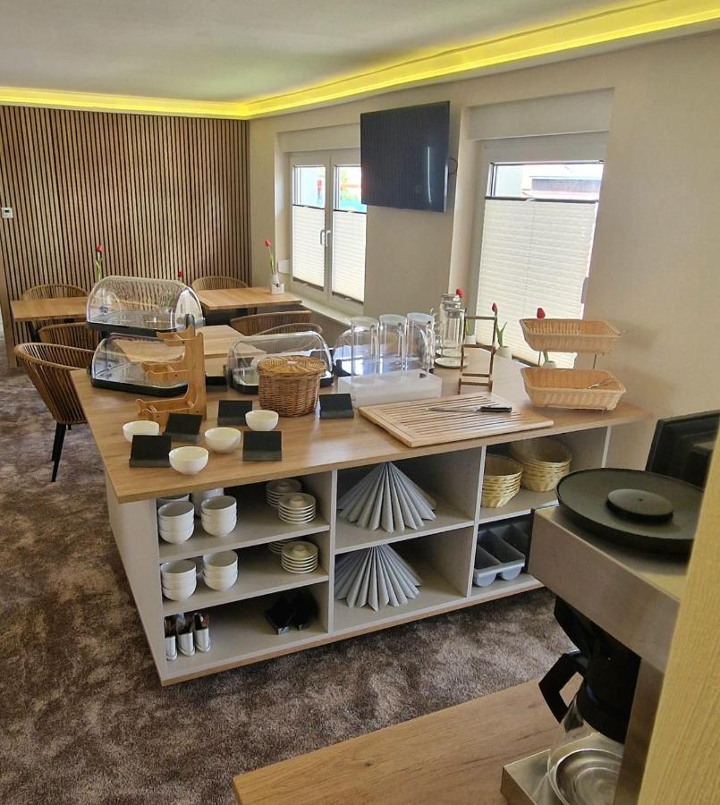 Fehrbellin Hotel Rhin Inn מראה חיצוני תמונה