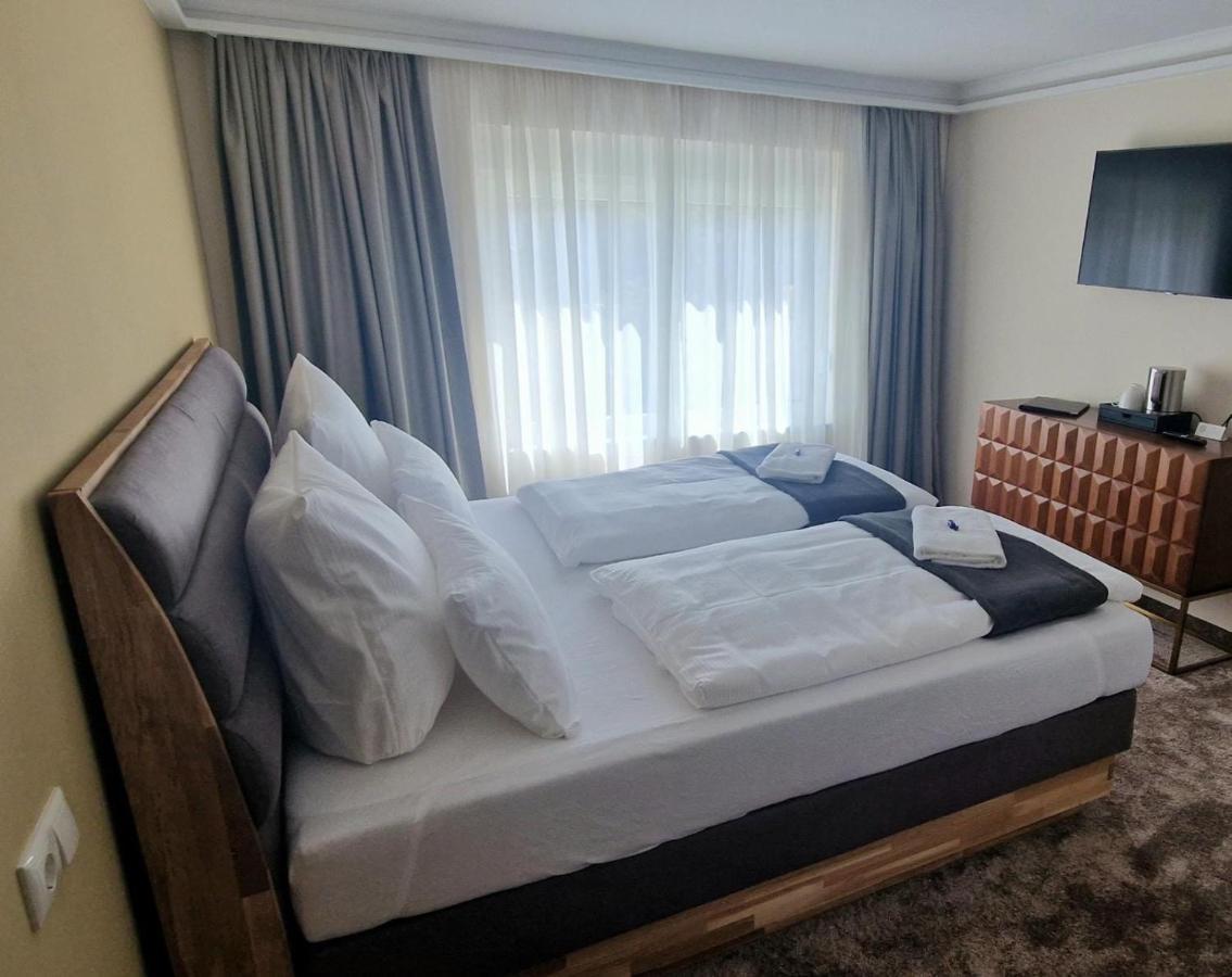 Fehrbellin Hotel Rhin Inn מראה חיצוני תמונה