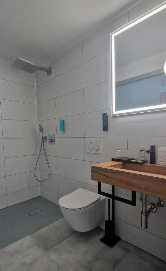 Fehrbellin Hotel Rhin Inn מראה חיצוני תמונה